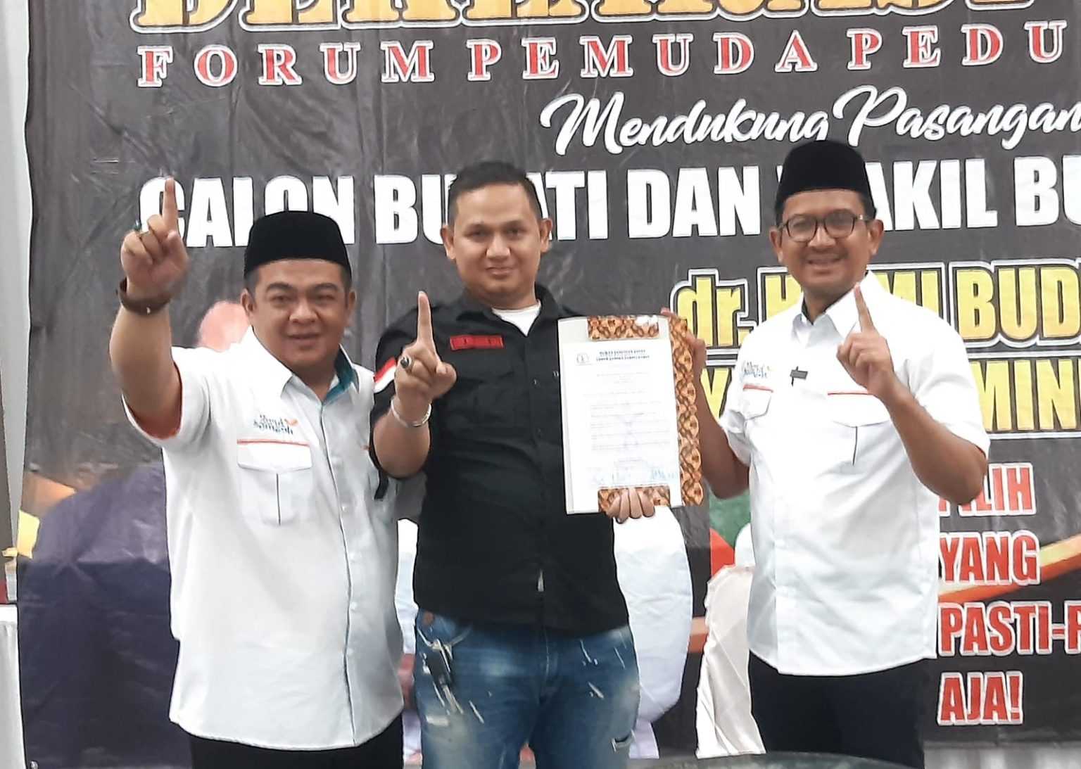 Forum Pemuda – Pemudi Garut Nyatakan Sikap Dukung dr. Helmi Budiman – Yudi Nugraha Lasminingrat